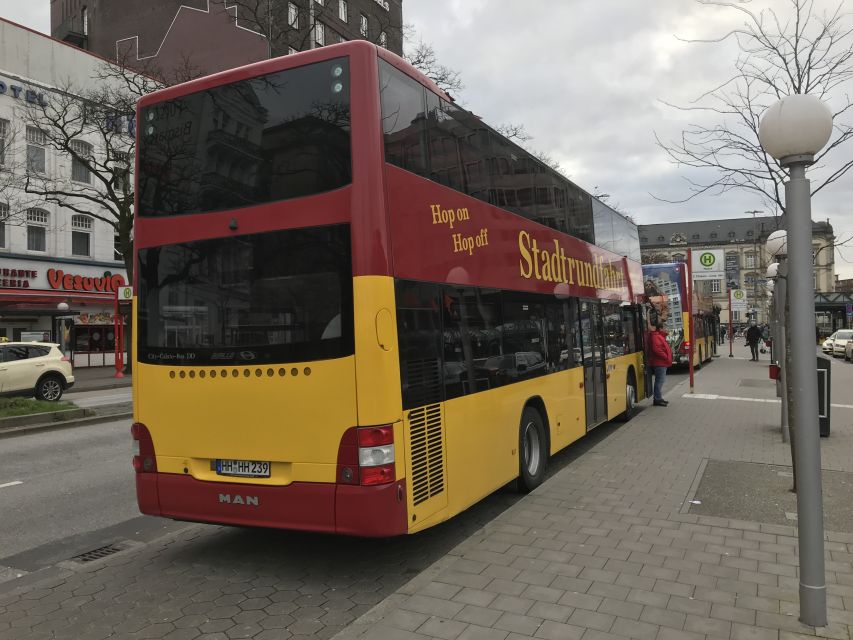 Hamburg: Line C Sightseeing Hop-On Hop-Off Bus Tour - Fish Market and the St. Pauli side of town