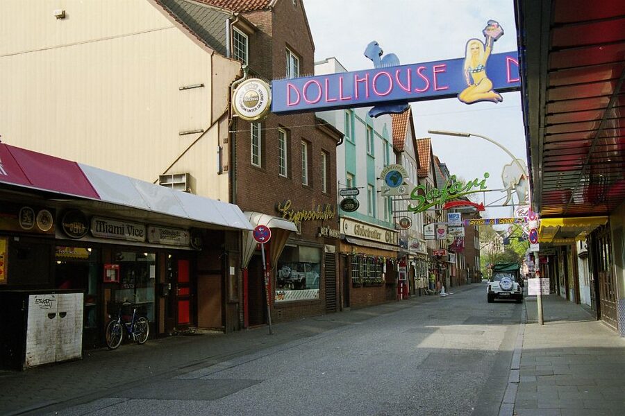 Hamburg: Line F Hop-On Hop-Off Bus and Boat Tour - Key points to know before you go