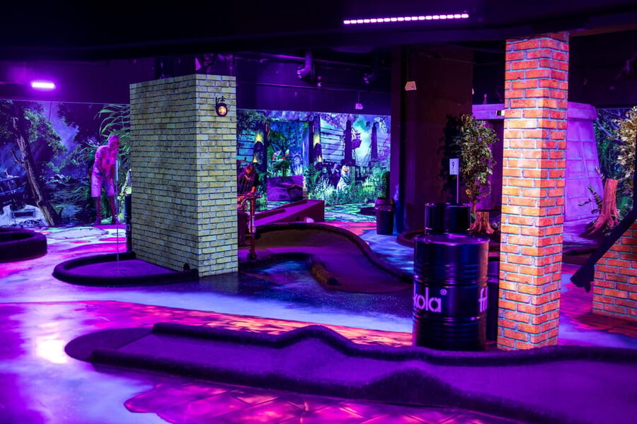 Hamburg: Moviegolf Experience - Should you book Hamburg MovieGolf?