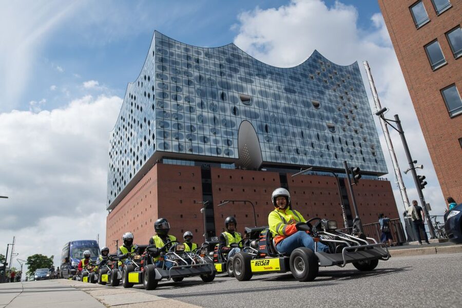 Hamburg: Panoramic Streetkart Tour - Behind the wheel of a 14-horsepower kart