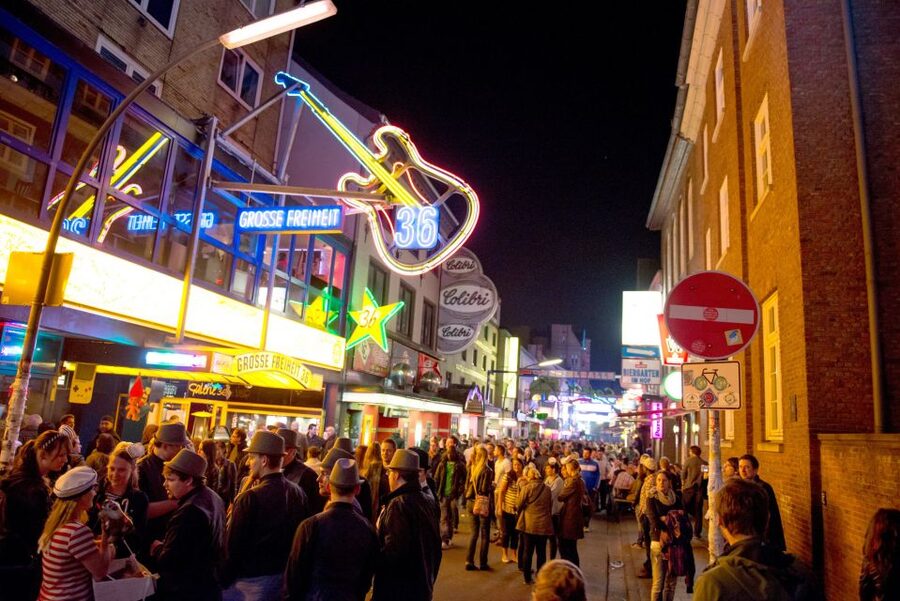 Hamburg: Private Tour Red Light District Walking Tour - Who should book this St. Pauli walk