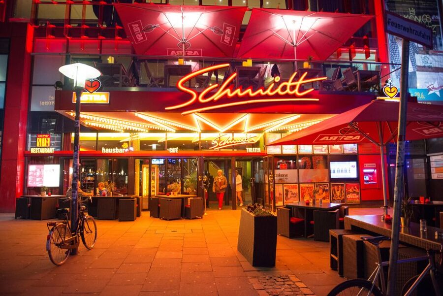 Hamburg: Private Tour Red Light District Walking Tour - What makes the private format worthwhile