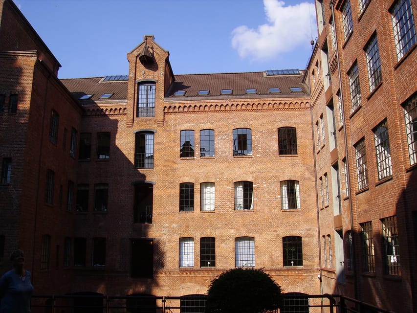 Hamburg: Private Tour - Schanzenviertel & Karolinenviertel - Key points at a glance