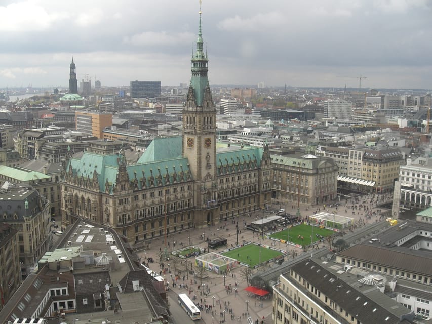 Hamburg: Private - Town Hall, Speicherstadt, Elbphilharmonie - A compact route through Hamburg’s big story