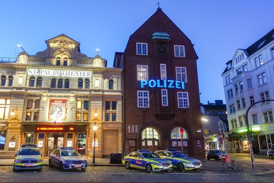Hamburg: Reeperbahn Quickie, The Short & Sexy St. Pauli Tour - Key points to know before you book