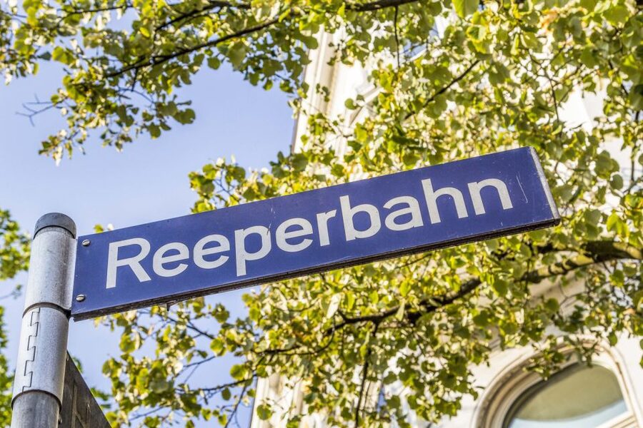 Hamburg: Reeperbahn Quickie, The Short & Sexy St. Pauli Tour - Price, timing, and the real value
