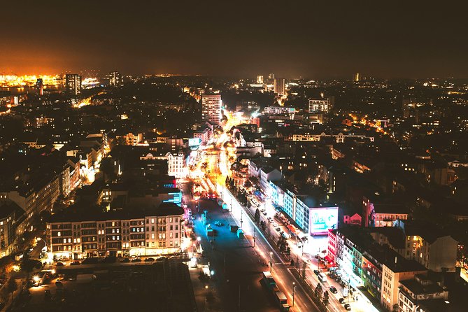 Hamburg Reeperbahn Small-Group Walking Tour - Reeperbahn and St. Pauli: the main 45-minute walk