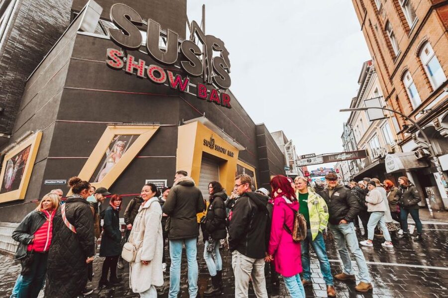 Hamburg: Reeperbahn & St Pauli Guided Tour with Kiez Insider - Key points at a glance