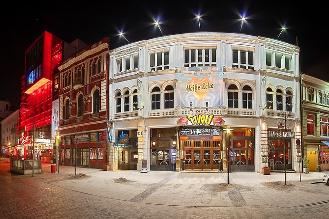 Hamburg Reeperbahn Tour with a Guide - What the guides do especially well