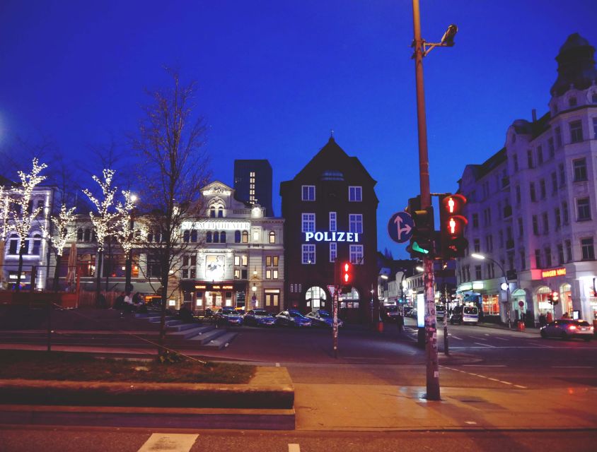 Hamburg: Reeperbahn Tour with English-Speaking Guide - Große Freiheit and the end of the guided route