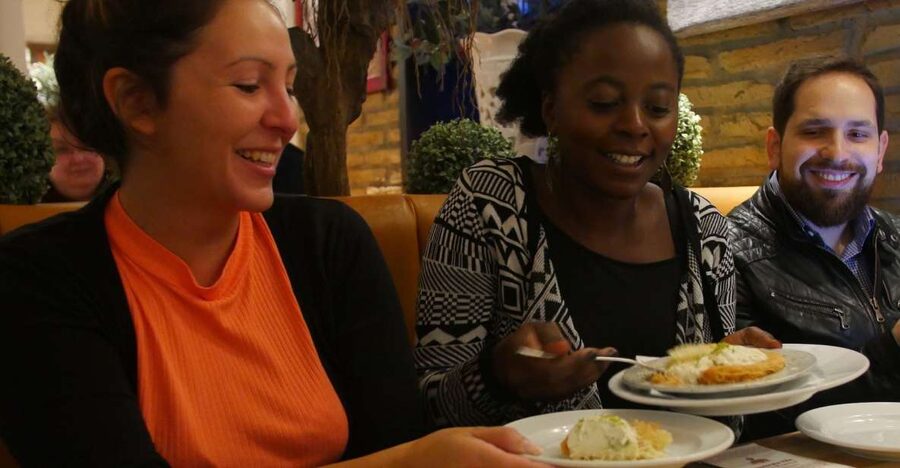 Hamburg: Schanzenviertel Culinary Tour - The food is part of the story