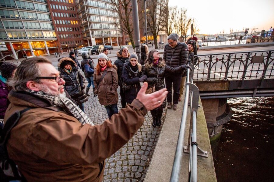 Hamburg: Speicherstadt and HafenCity 2-Hour Tour - Key points to know before you go