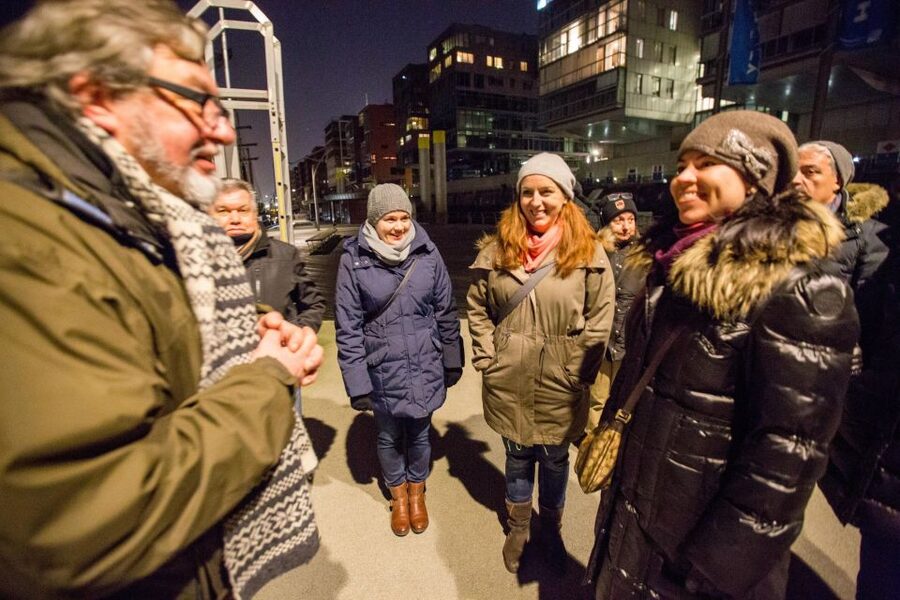 Hamburg: Speicherstadt and HafenCity 2-Hour Tour - How the two-hour timing works