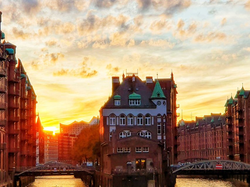 Hamburg: Speicherstadt, HafenCity + Elbphilharmonie Tour - Melanie and the value of a small group