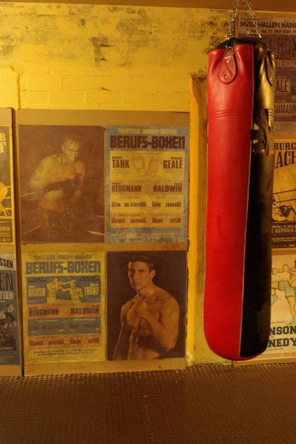 Hamburg: St. Pauli Red Light District Tour - A local bar and the first drink