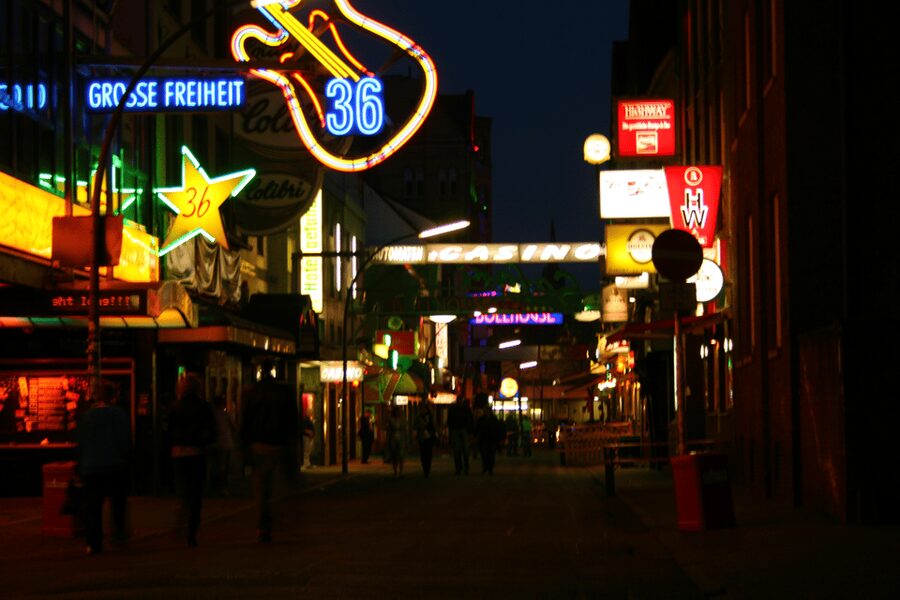 Hamburg St Pauli: Red Light District Walking Tour - Spielbudenplatz and the entertainment district