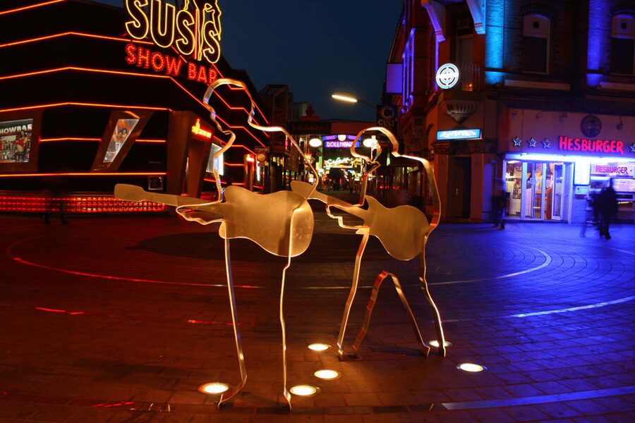 Hamburg St Pauli: Red Light District Walking Tour - Starting at Millerntorplatz and Zwick
