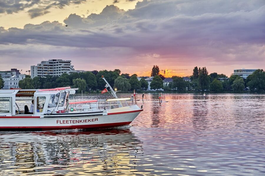 Hamburg: Twilight cruise - Key points to know before booking