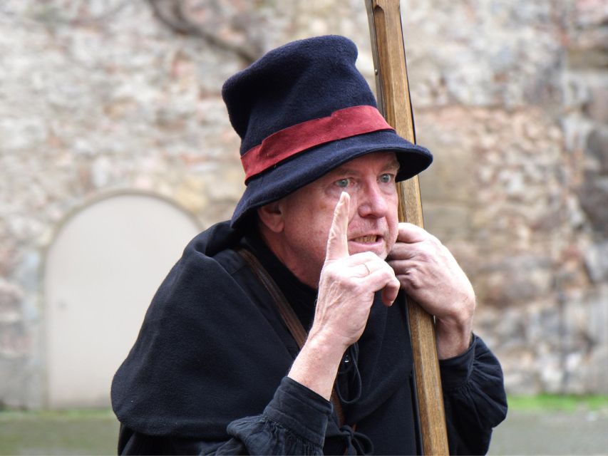 Hanover: Night tour with night watchman Melchior - Key points to know before booking