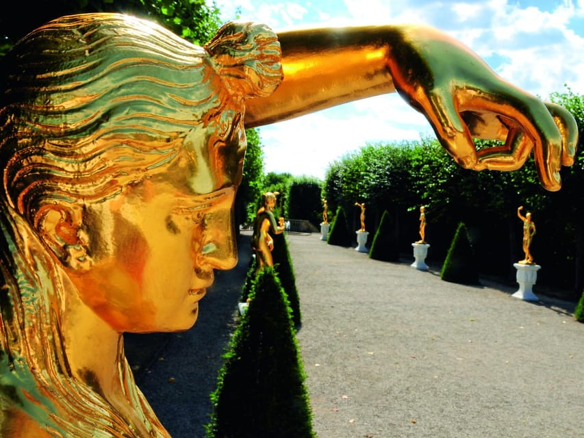 Hanover: Royal Gardens of Herrenhausen Guided Tour - The Great Fountain and the garden’s grand scale