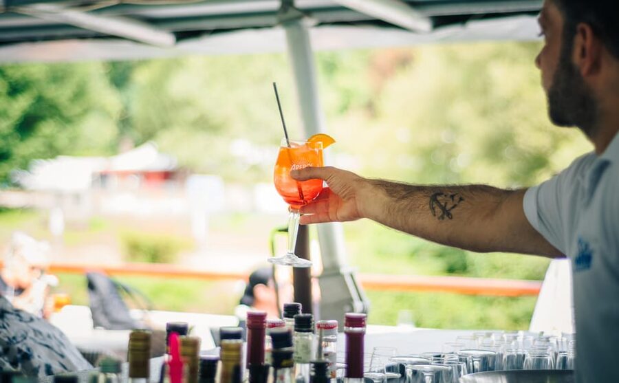 Heidelberg: Breakfast boat cruise - Who will enjoy this cruise most?