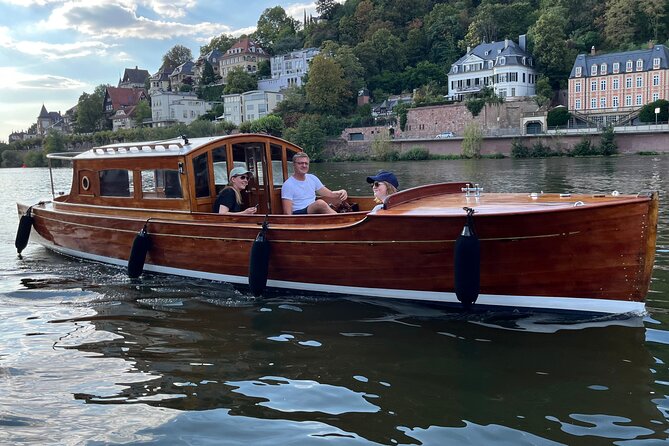 Heidelberg: exclusive private boat trip for up to 12 guests - Why the Neckar is a smart way to see Heidelberg