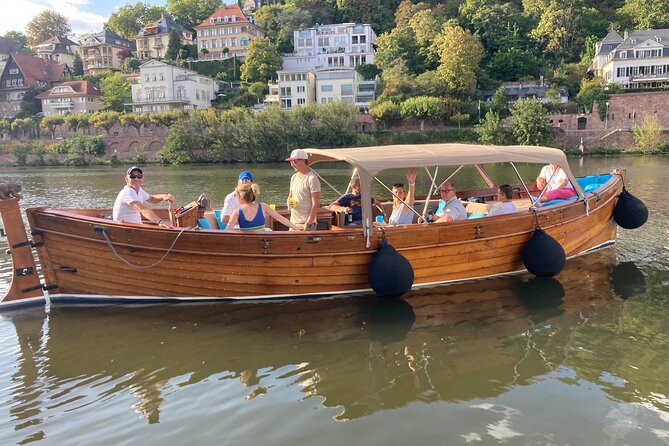Heidelberg: exclusive private boat trip for up to 12 guests - What the private format really adds