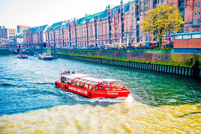 Hop-on hop-off on the water with the Maritime Circle Line in Hamburg - Speicherstadt, canals, and a possible interruption