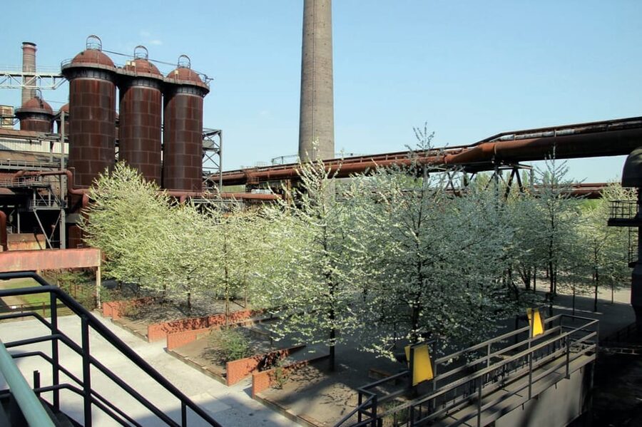 Hut tour Duisburg-Nord Landscape Park - Is $23 good value?