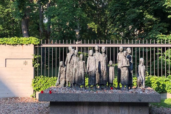 Jewish Berlin: Walking tour The Old Jewish Quarter (private 3 Hours tour) - What the Old Jewish Quarter tour really covers