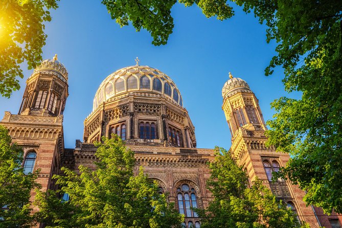 Jewish Berlin: Walking tour The Old Jewish Quarter (private 3 Hours tour) - The oldest synagogue site and Berlin’s early Jewish settlement