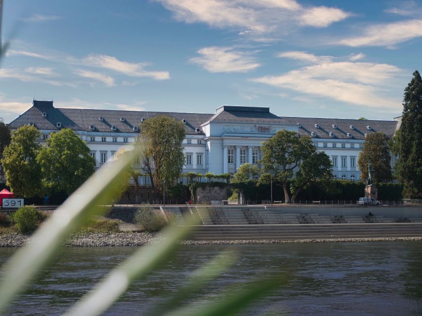 Koblenz: 2-Hour Sightseeing Cruise on the Rhine - Life aboard La Paloma