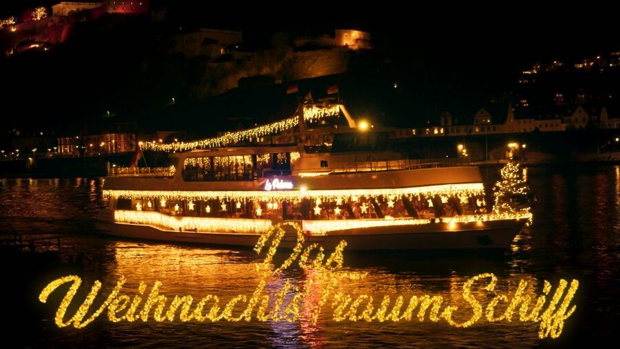 Koblenz: Christmas Boat Tour with Mulled Wine - Ehrenbreitstein Fortress from below