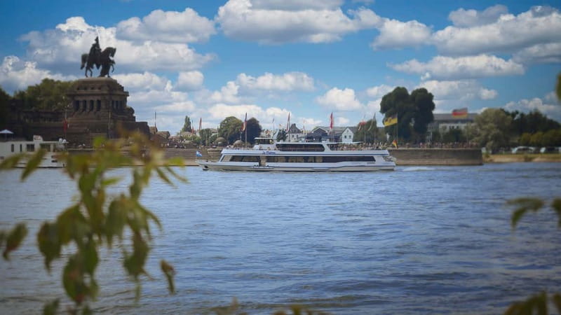 Koblenz: City & Rhine Valley Sightseeing Cruise - Finding La Paloma at bridge no. 10