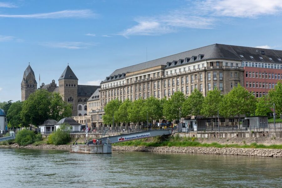 Koblenz: Old Town Sightseeing Cruise along the Rhine - Key points to know before boarding