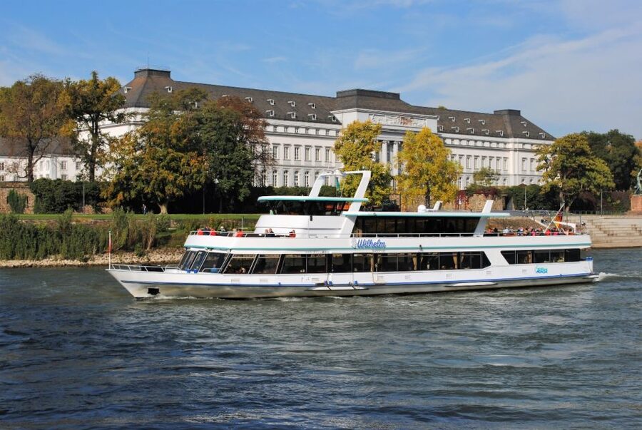 Koblenz: Rhine Valley Castle Sightseeing Cruise - The first views: Koblenz and the Electoral Palace