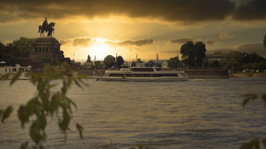 Koblenz: Sunset Boat Cruise - Key points at a glance