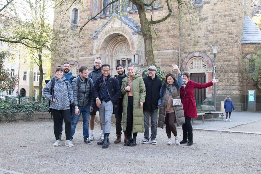 Kölsche Büdchen Tour im Belgischen Viertel Köln - A Kölsch at Brüsseler Platz