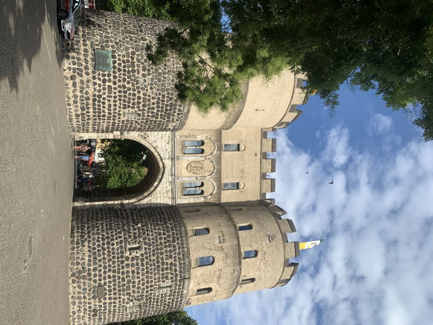 Kölsche Büdchen Tour im Belgischen Viertel Köln - The Guide and the German-Only Format