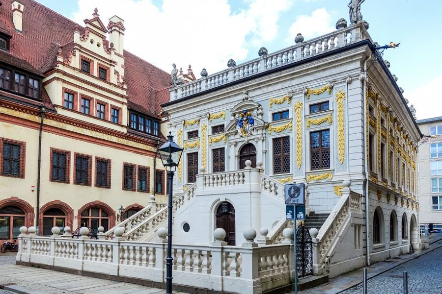 Leipzig: 2-Hour Guided Walking Tour in German - Barthels Hof and Barfußgässchen change the mood