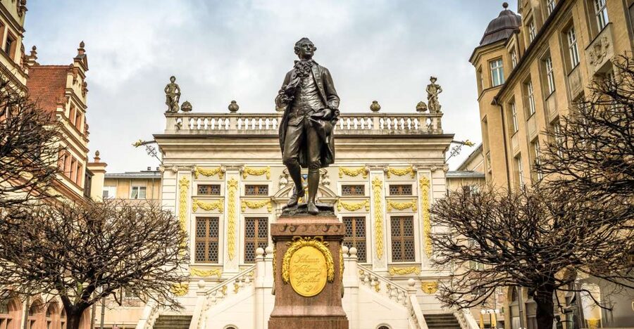 Leipzig: 2-Hour Guided Walking Tour in German - Augustus Square begins with Leipzig’s grand public face