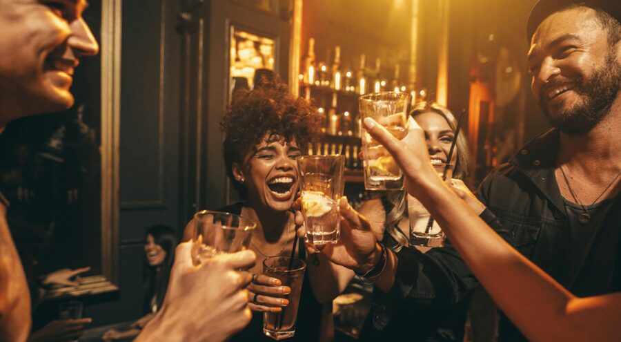 Leipzig: Bar and Club Tour with Free Shots and VIP Entry - Four bars, four different chances to get the night right