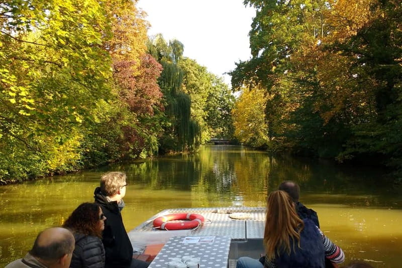 Leipzig: City History Canal Sightseeing Tour on a Motorboat - The Baedeker villa and Leipzig’s travel legacy