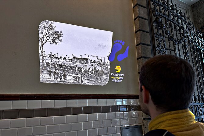 Leipzig City Tour 2.0: entertaining on the go mobile projections - A 90-minute introduction to Leipzig with a screen in the street