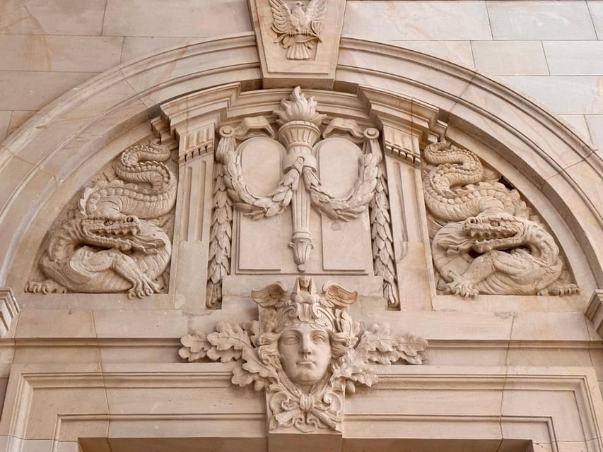 Leipzig: Guided tour of the Federal Administrative Court - How the German-only format affects the experience