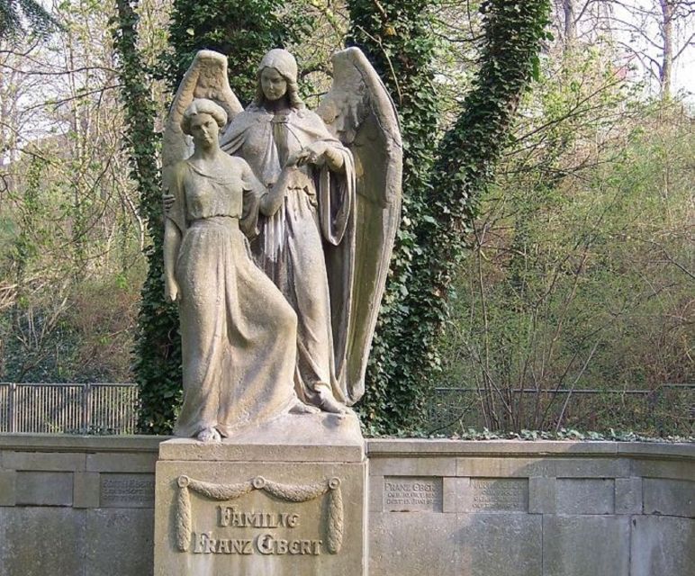 Leipzig: Guided Tour of the Southern Cemetery - Is $16 a Fair Price?