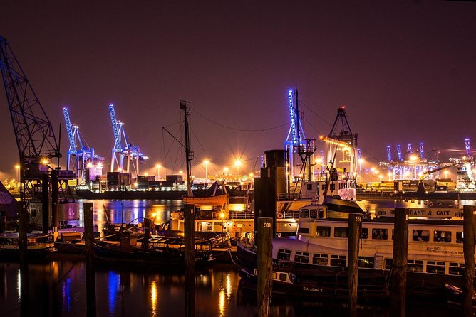 Lights tour through the port of Hamburg and to the historic warehouse district - Who Will Enjoy This Cruise Most?