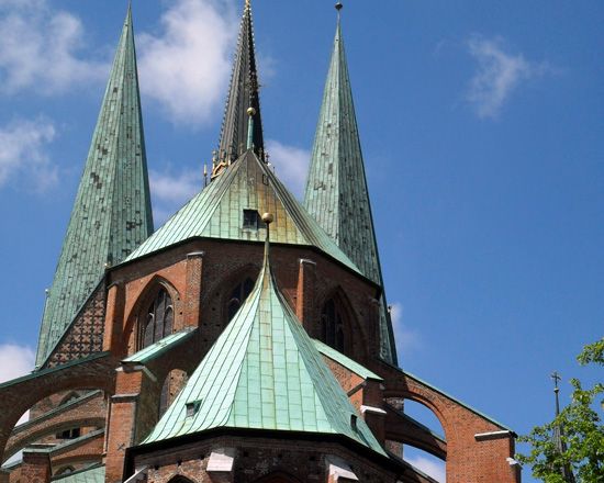 Lübeck: Classic Tour of the Hanseatic City - The five main churches and the seven-spire view