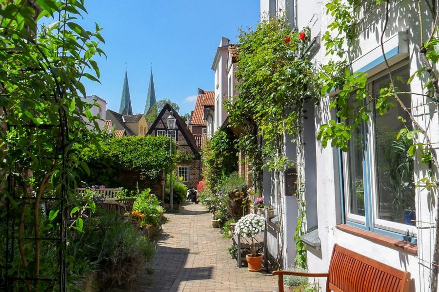 Lübeck: Entertaining Tour Through Hidden Courtyards - Key points about Lübeck’s courtyard tour