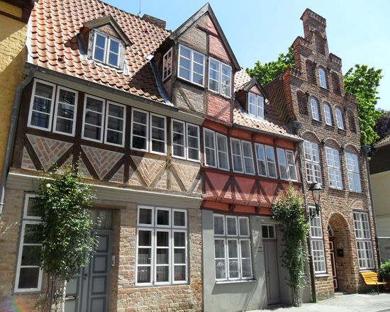 Lübeck: Hanseatic League History Walking Tour - Salt storehouses and the Trave Harbour